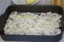 название картинки Мясо по королевски в духовке