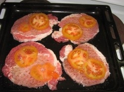 название картинки Мясо по-купечески с грибами