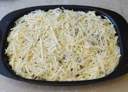 название картинки Мясо с картошкой грибами и сыром