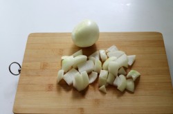 название картинки Мясо тушенное в горшочках в духовке
