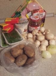 Мясо в горшочках с грибами и сыром