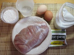 Мясо в кляре на минералке - шаг 1