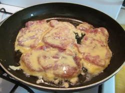 Мясо в кляре на минералке - шаг 12