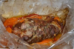 Мясо в рукаве в духовке - шаг 8