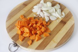 Мясо в сметане в духовке