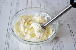 Начинка из творога для блинов - шаг 3