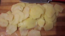 название картинки Наливной пирог на кефире с грибами, сыром в мультиварке