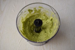 Намазка из авокадо для  бутербродов