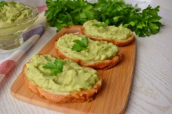 Намазка из авокадо для  бутербродов