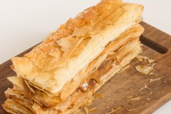 Торт Наполеон из готового слоеного теста