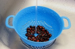 название картинки Настойка на кедровых орешках на водке