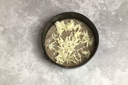 название картинки Насыпной пирог с яблоками