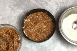 название картинки Насыпной пирог с яблоками