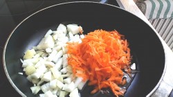 Нежное печёночное суфле на сливках - шаг 1