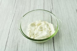 Сырники в духовке из творога с мукой - шаг 4