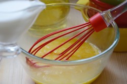 Нежный омлет в микроволновке за 3 минуты