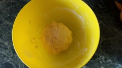 Нежный и быстрый пирог с бананами в духовке - шаг 3 Нежный и быстрый пирог с бананами в духовке - шаг 3