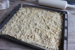 Немецкий пирог с штрейзелем и джемом