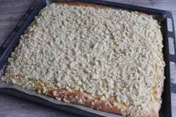 Немецкий пирог с штрейзелем и джемом