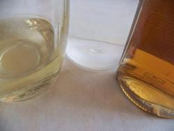 Необычный салат с маринованным виноградом и зеленым луком