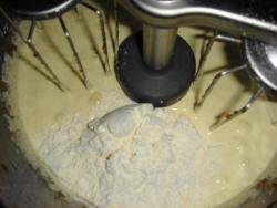 рулет со сливочным сыром