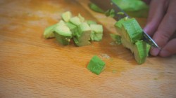 название картинки Салат с авокадо и виноградом