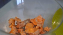 название картинки Необычный овощной салат с лососем