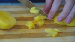 название картинки Необычный овощной салат с лососем