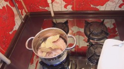 название картинки Салат Фиеста с куриным филе грибами и майонезом