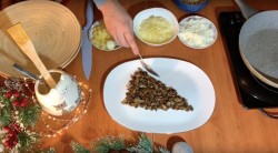 Новогодний салат Мышкин Дом