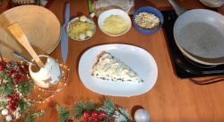 Новогодний салат Мышкин Дом