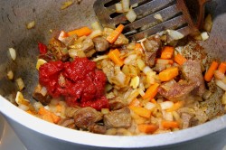 Нут с говядиной