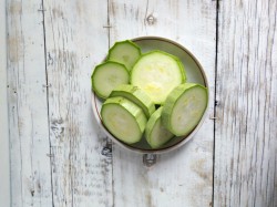 название картинки Огурцы с кабачками на зиму маринованные