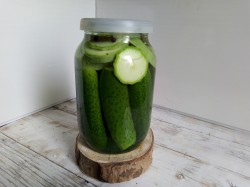 название картинки Огурцы с кабачками на зиму маринованные