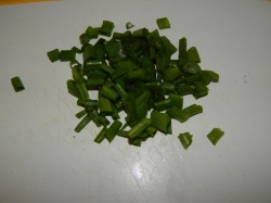 название картинки Классическая окрошка на кефире с колбасой