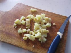 название картинки Окрошка по классике на сметане с водой