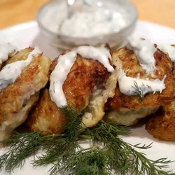 Оладьи из кабачков и фарша на воде