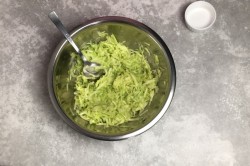 Оладьи из кабачков с манкой