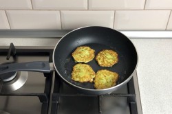 Оладьи из кабачков с манкой