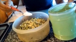 название картинки Оладьи из кабачков с сыром и ветчиной