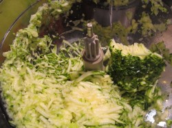 название картинки Оладьи из кабачков в духовке