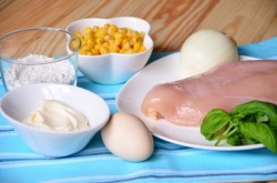 Оладьи из курицы и кукурузы