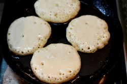 Оладьи на соде и без дрожжей