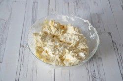 Оладьи с творогом на кефире