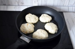 Оладьи с творогом на кефире