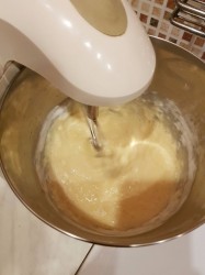 Оладушки сырные бездрожжевые  на молоке