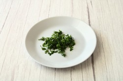 Оливье с красной рыбой - шаг 10 Оливье с красной рыбой - шаг 10