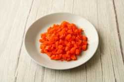 Оливье с красной рыбой - шаг 6 Оливье с красной рыбой - шаг 6