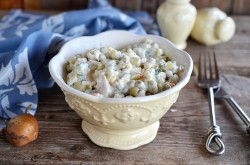 Оливье с мясом салат