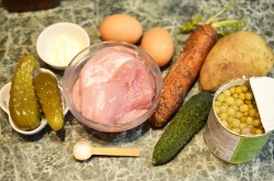 Оливье с мясом салат